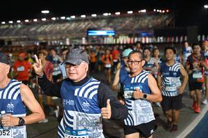 BIB: 
                            <button type="button" onclick="openModal(23971933)" class="btn btn-primary btn-sm float-right btn-popup" data-toggle="modal" data-target=".modal-high-quality">
                        <i class="fas fa-shopping-cart"></i> Add to Cart
                    </button>
                                            <button type="button" onclick="isThisMe(23971933, true)" class="btn btn-success btn-sm float-right btn-popup btn-isme hidden" data-toggle="tooltip" data-placement="bottom" title="นี่คือรูปของคุณใช่ไหม คลิกที่นี่เพื่อเอาเข้าอัลบั้ม">
                        <i class="fas fa-plus"></i> Add to album
                    </button>
                    <button type="button" onclick="isThisMe(23971933, false)" class="btn btn-warning btn-sm float-right btn-popup btn-isnotme hidden">
                        <i class="fas fa-ban"></i> Remove from album
                    </button>